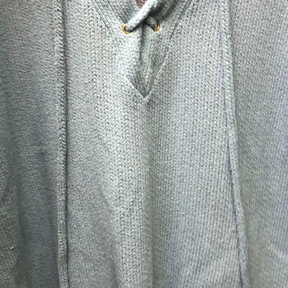 Sweater - Picture 4 of 6